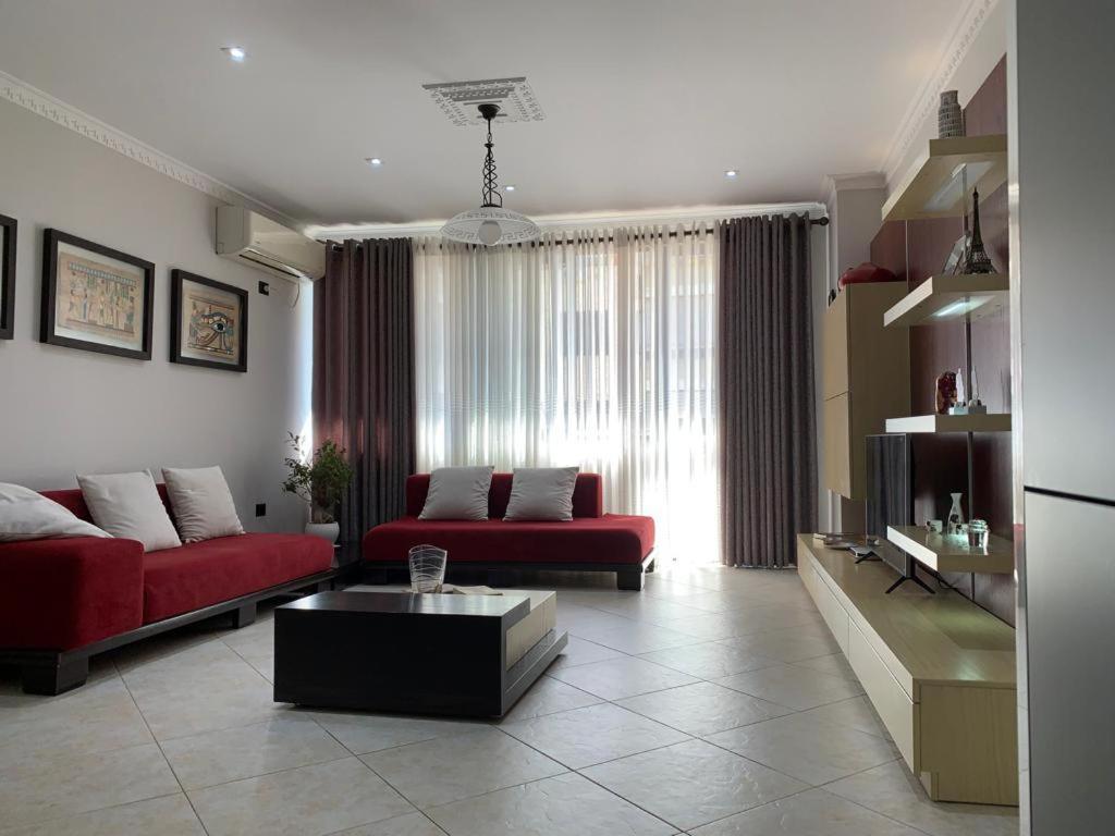 Laureta Çako Apartment Tirana Extérieur photo