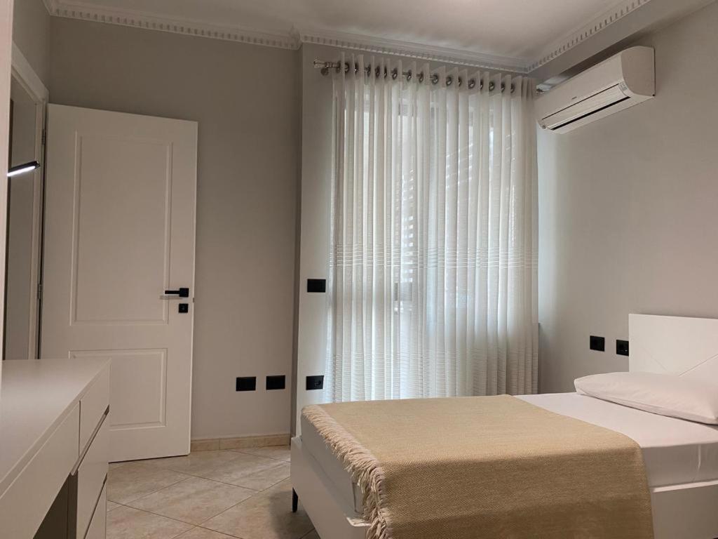 Laureta Çako Apartment Tirana Extérieur photo